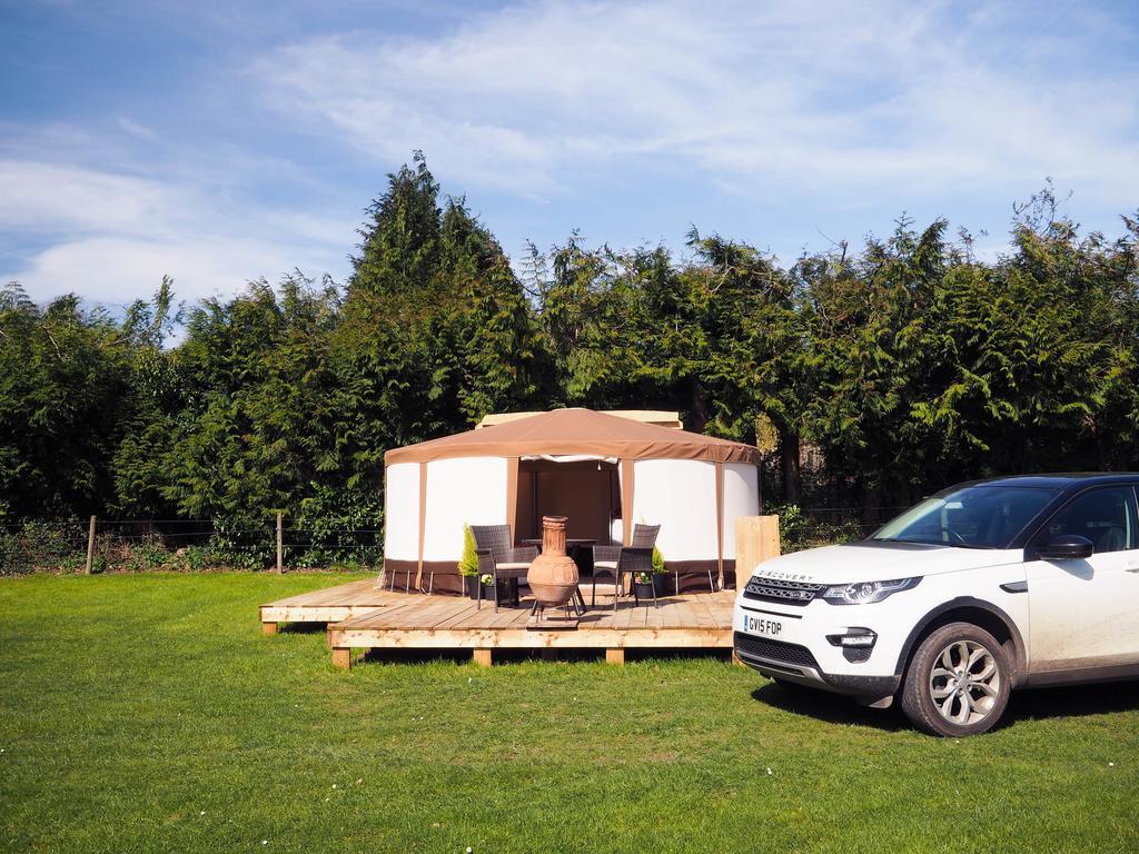 Old Dairy Farm Glamping Hotel Emsworth Exterior photo