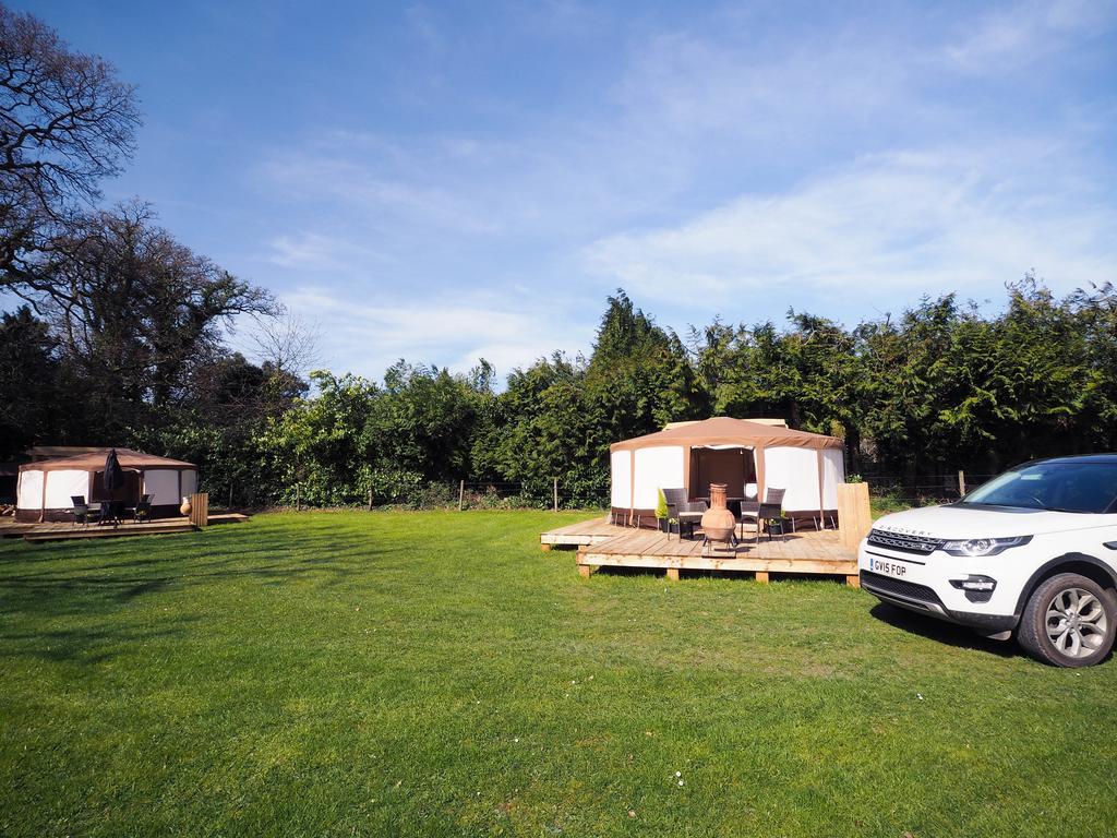 Old Dairy Farm Glamping Hotel Emsworth Exterior photo